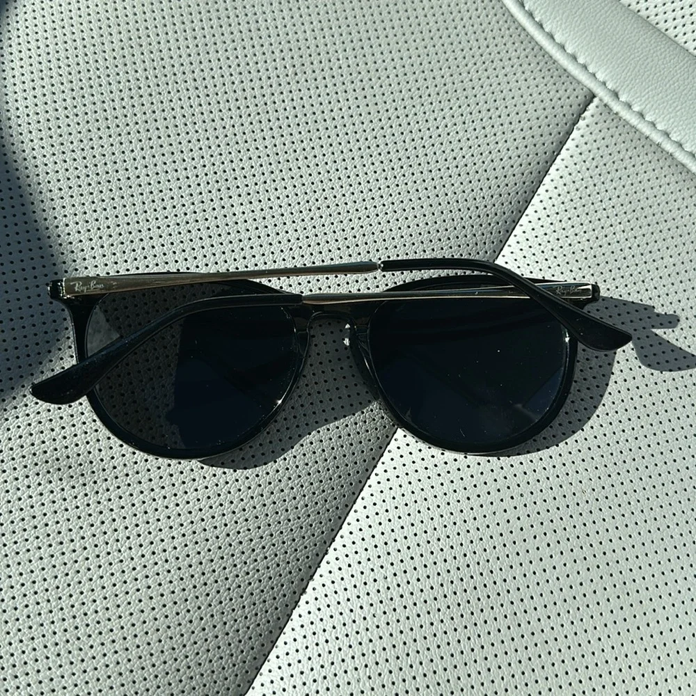 Rayban Ericka Sunglasses RB4171 - Picture 4 of 11